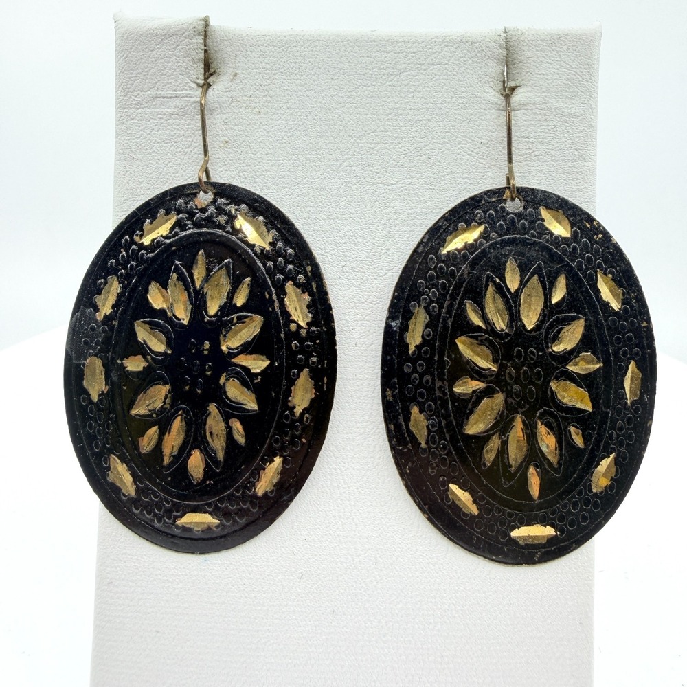 Vintage 70s Black Gold Tone Enamel Dangle Earrings Floral Boho Style
